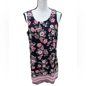 ⭐️3/$12⭐️ Floral shift dress